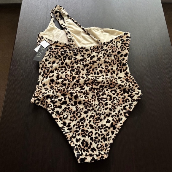 Ibiza Swimwear One Piece Swimsuit Leopard Animal Print ECO Women's Size L NWT - Picture 3 of 5